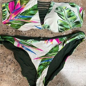 TiniBikini Bandeau Bikini Set